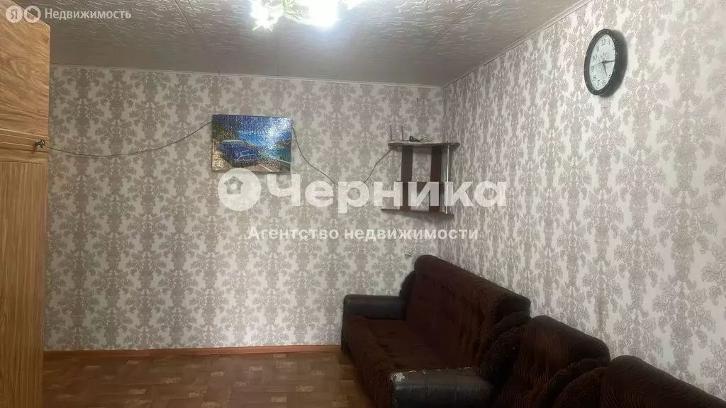 1-комнатная квартира: Каменск-Шахтинский, микрорайон Лиховской, ... - Фото 0