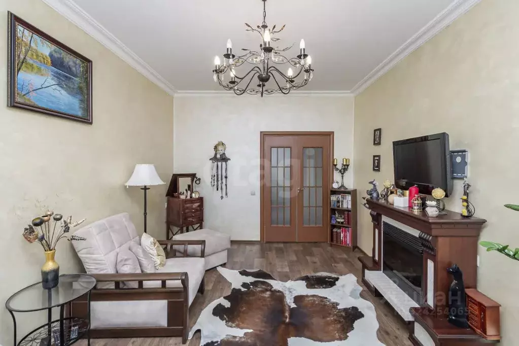 3-к кв. Ханты-Мансийский АО, Сургут Югорская ул., 7 (67.7 м) - Фото 1