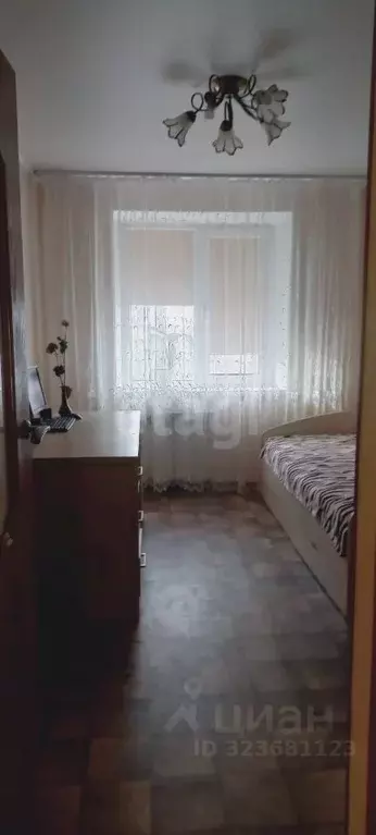 3-к кв. Саратовская область, Энгельс пос. Новое Осокорье, ул. ... - Фото 1