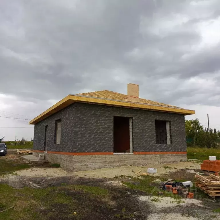 Дом в Воронежская область, Семилукский район, с. Девица Кольцовская ... - Фото 0