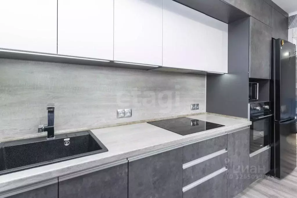 1-к кв. Тюменская область, Тюмень ул. Александра Митинского, 3к1 (40.9 ... - Фото 1