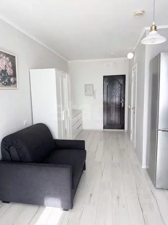 Студия Иркутская область, Иркутск Байкальская ул., 244/2 (32.4 м) - Фото 1