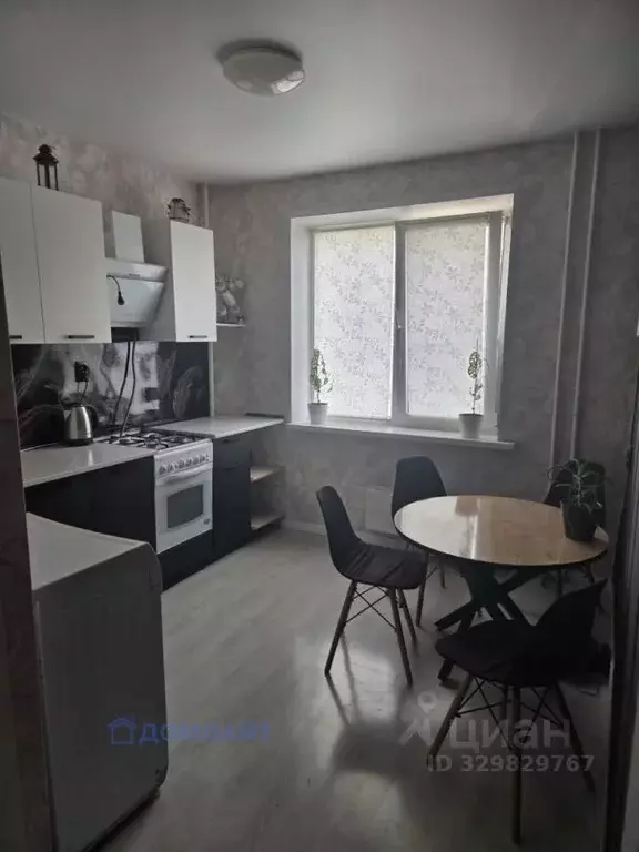 2-к кв. Самарская область, Самара ул. Дыбенко, 118 (42.0 м) - Фото 1