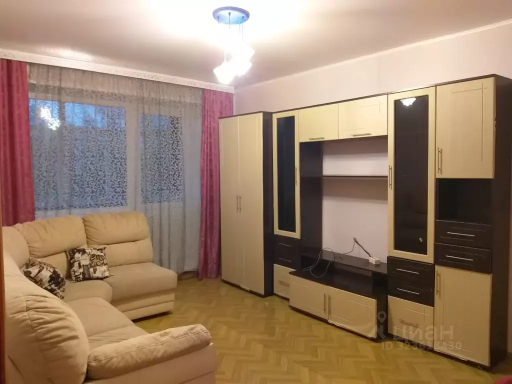 2-к кв. Владимирская область, Владимир просп. Строителей, 34в (50.0 м) - Фото 1