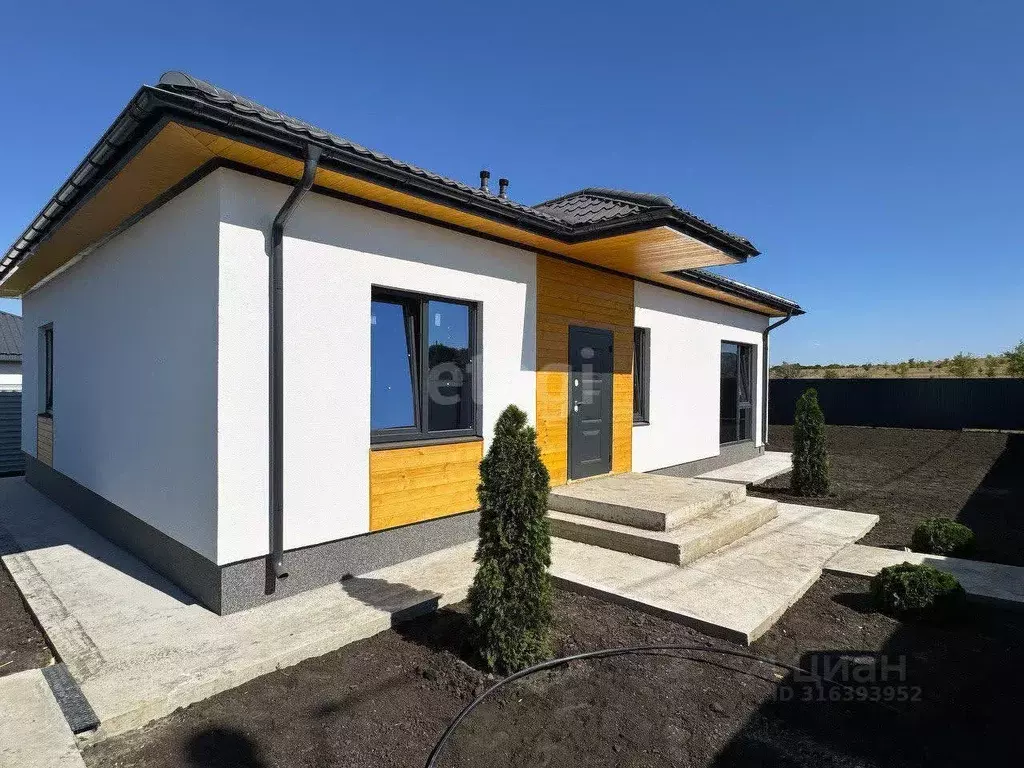 Дом в Краснодарский край, Новороссийск городской округ, с. Мысхако ул. ... - Фото 0