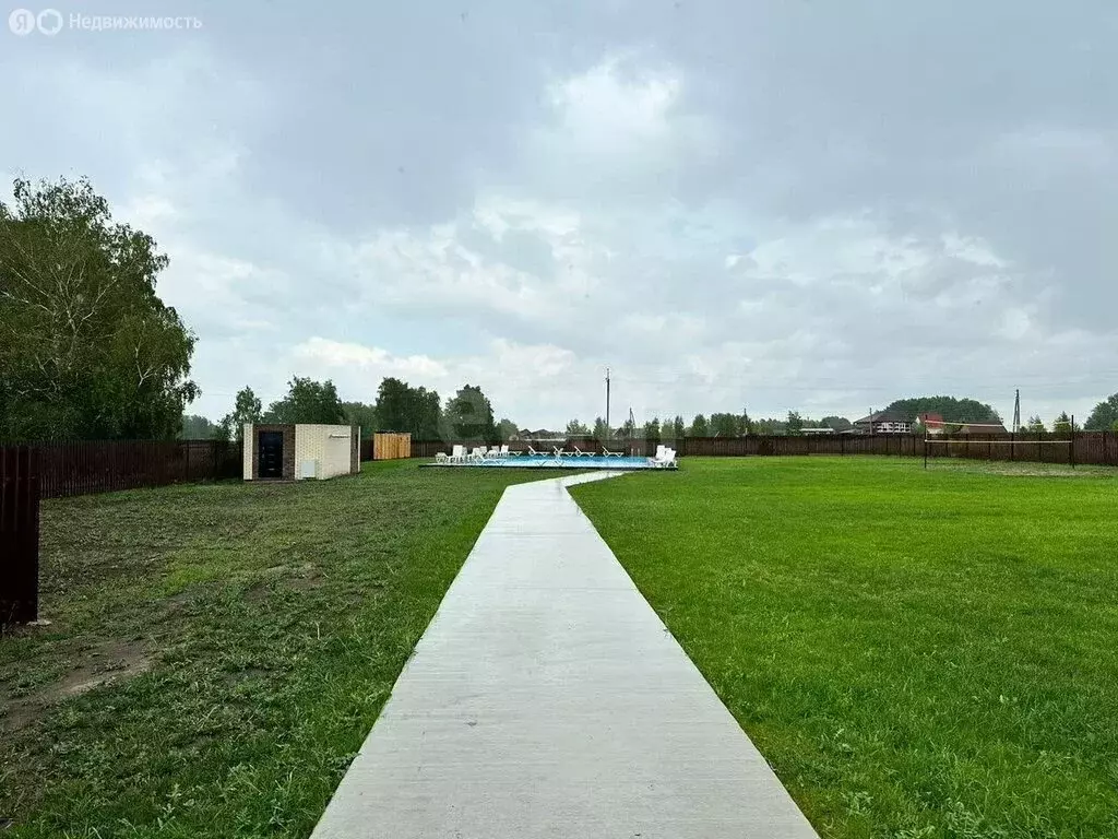 Участок в Быстровский сельсовет, коттеджный посёлок Экопарк (8 м) - Фото 1