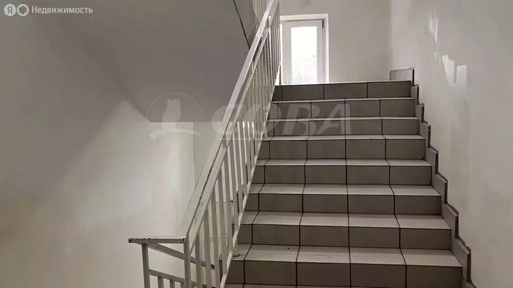 Квартира-студия: Тюмень, улица Бабарынка, 65 (19 м) - Фото 0