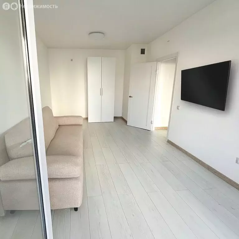 1-комнатная квартира: Екатеринбург, улица Куйбышева, 84к1 (35 м) - Фото 1