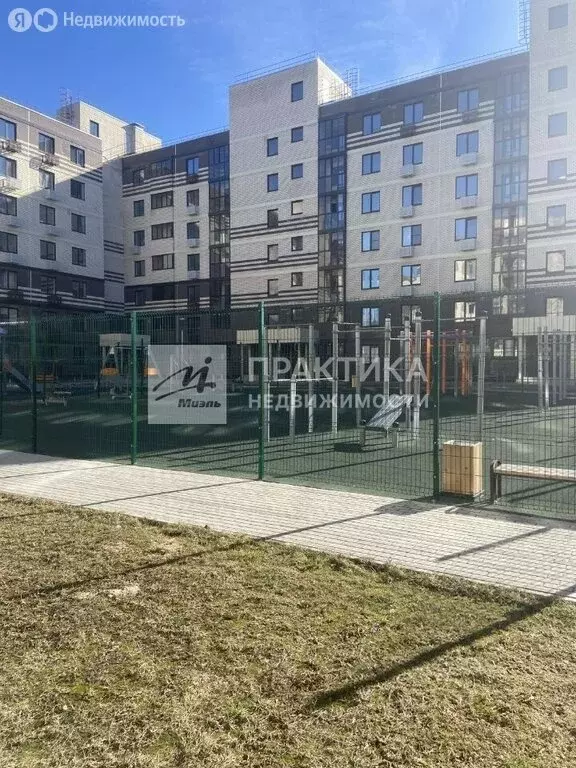 2-комнатная квартира: посёлок городского типа Монино, улица Генерала ... - Фото 0