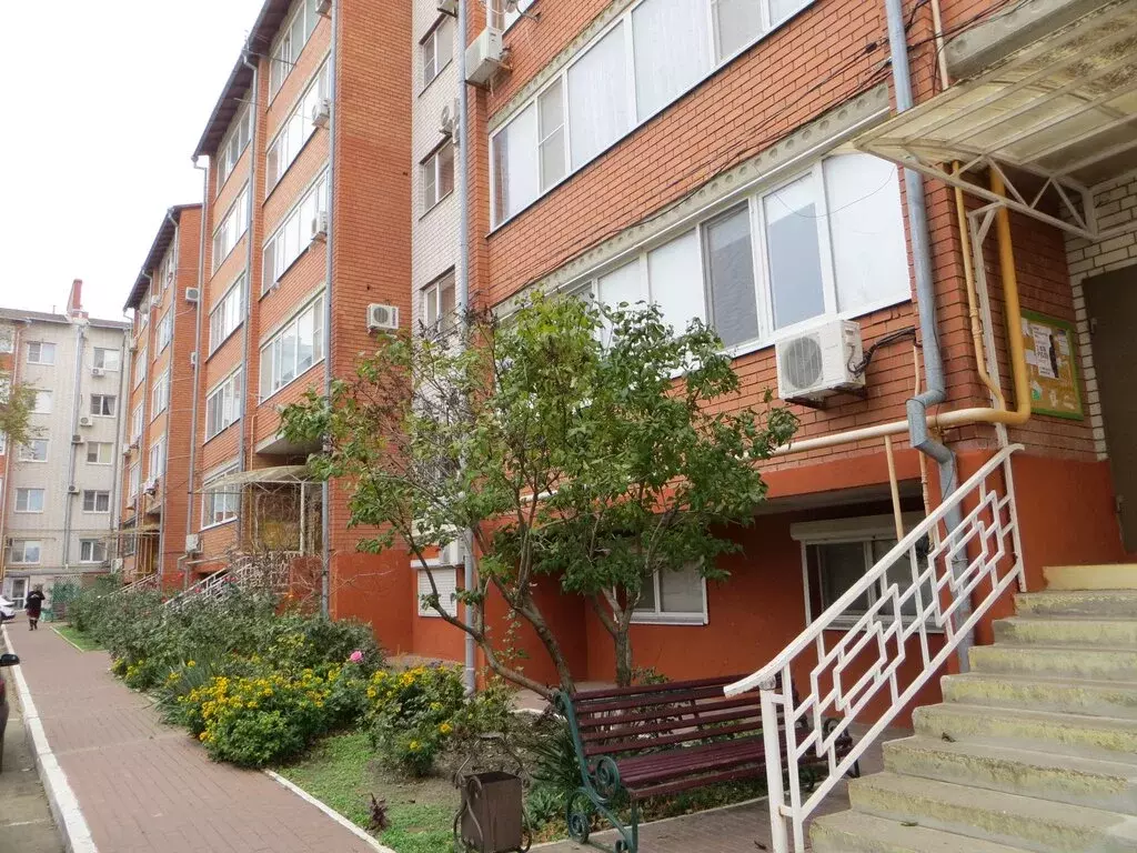 2-комнатная квартира: Ейск, улица Пушкина, 71/1 (69 м) - Фото 1