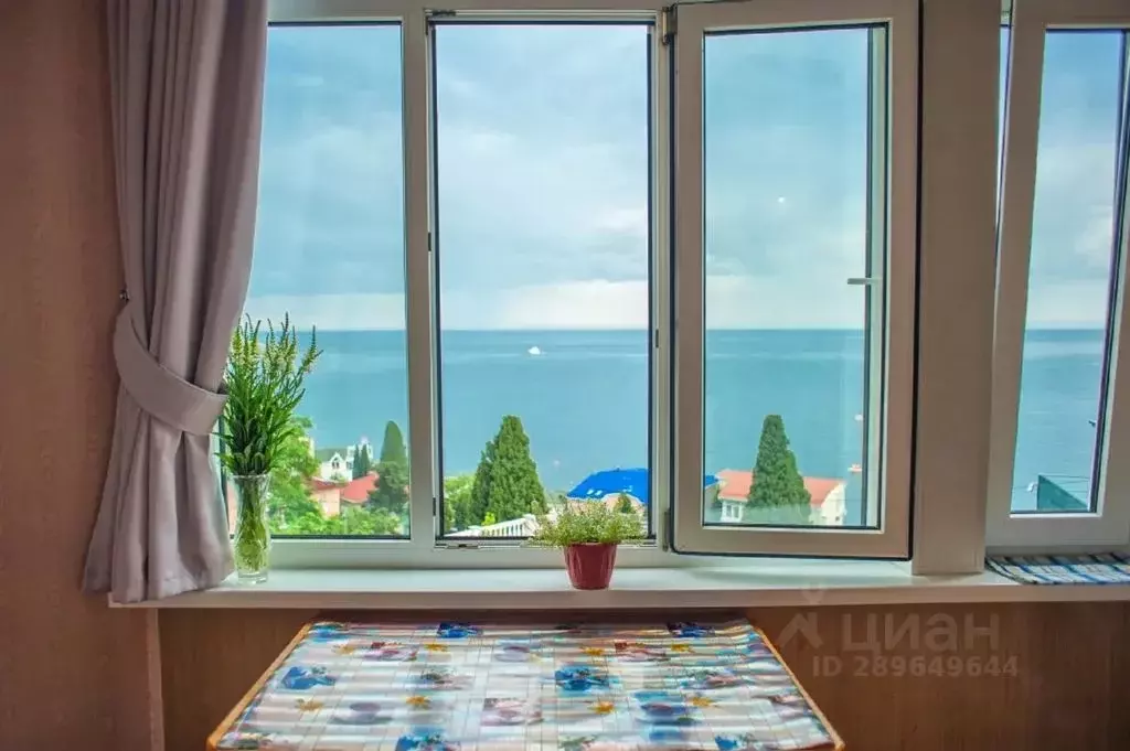 1-к кв. Крым, Ялта ул. Толстого, 10 (30.0 м) - Фото 1