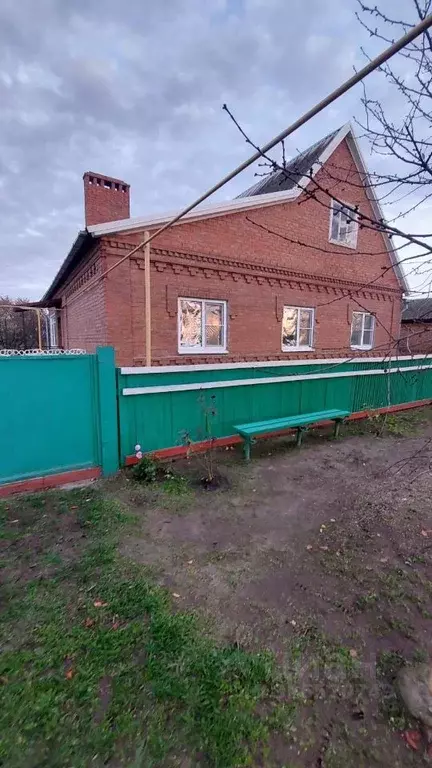 Дом в Ростовская область, Азовский район, Круглянское с/пос, с. ... - Фото 1