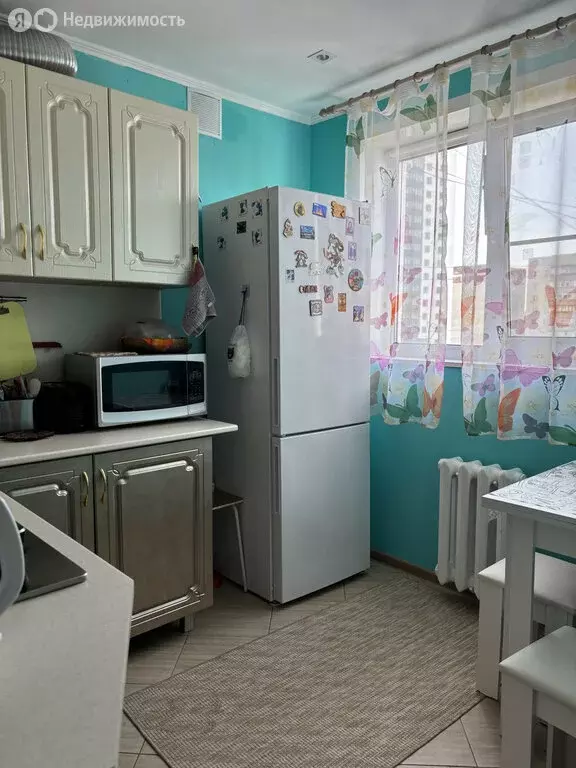 3-комнатная квартира: Курган, улица Криволапова, 15 (58 м) - Фото 1