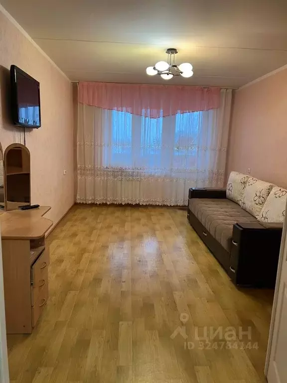 1-к кв. Татарстан, Набережные Челны пос. ГЭС, пер. Есенина, 6 (35.0 м) - Фото 1