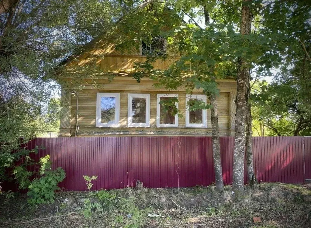 Дом в Новгородская область, Малая Вишера ул. Лермонтова (65 м) - Фото 0