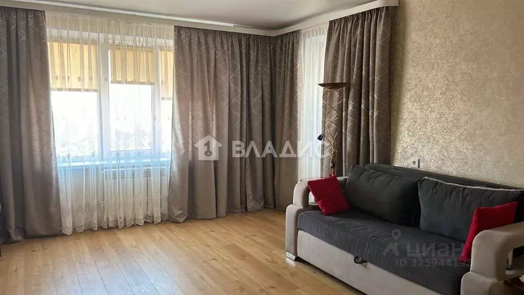 3-к кв. Белгородская область, Белгород ул. Плеханова, 10А (73.2 м) - Фото 2