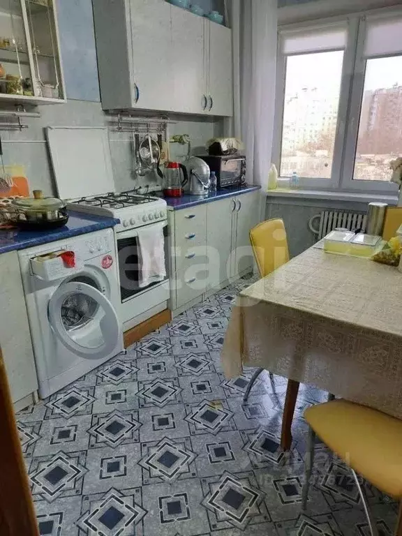4-к кв. Белгородская область, Белгород ул. Губкина, 41 (85.0 м) - Фото 1