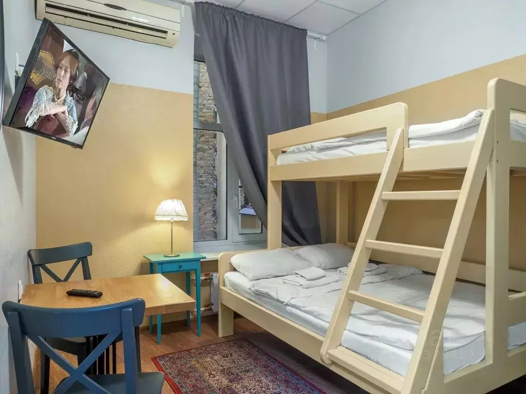 Комната Санкт-Петербург Литейный просп., 61 - Фото 1