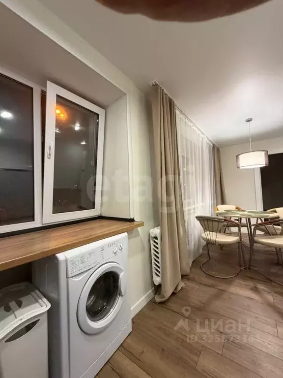 2-к кв. Тюменская область, Тюмень Холодильная ул., 49 (43.1 м) - Фото 2