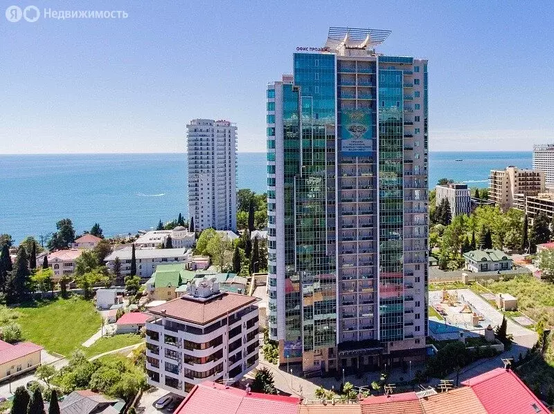 3-комнатная квартира: Сочи, микрорайон Светлана, Гагринская улица, 10 ... - Фото 1