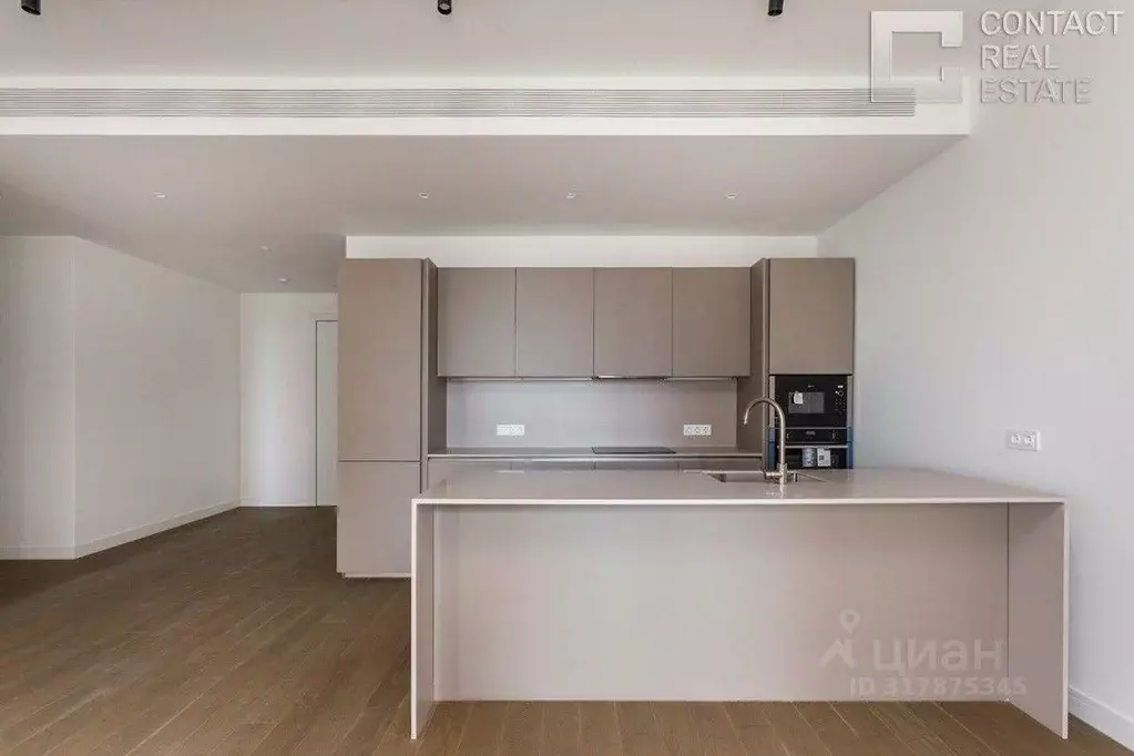 Квартира, 3 комнаты, 121.5 м - Фото 0