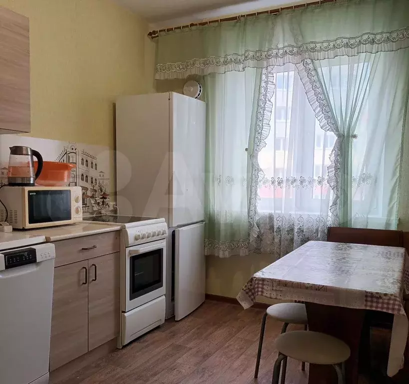 1-к. квартира, 35 м, 4/10 эт. - Фото 0