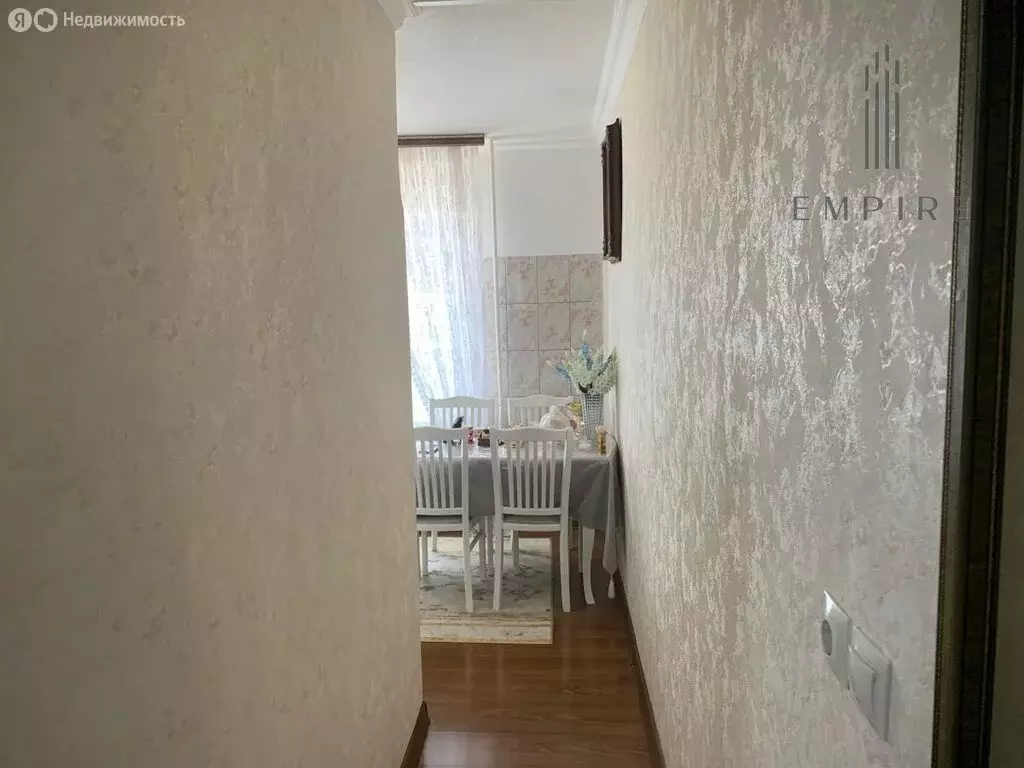 3-комнатная квартира: Грозный, улица Л.И. Яшина, 12 (69 м) - Фото 1