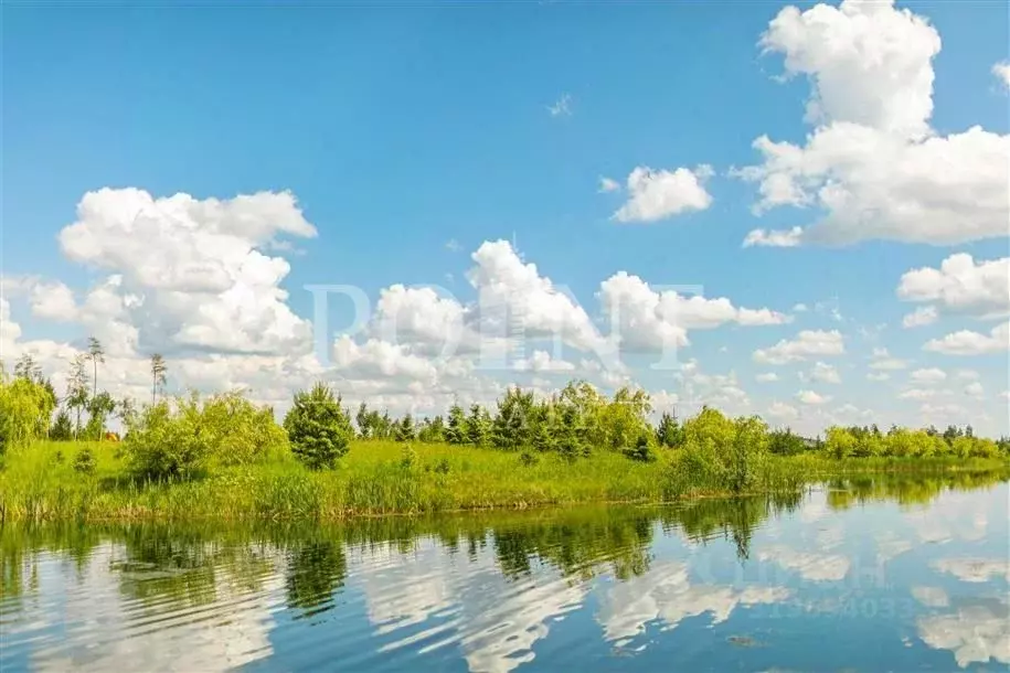 Участок в Московская область, Красногорск городской округ, д. ... - Фото 1