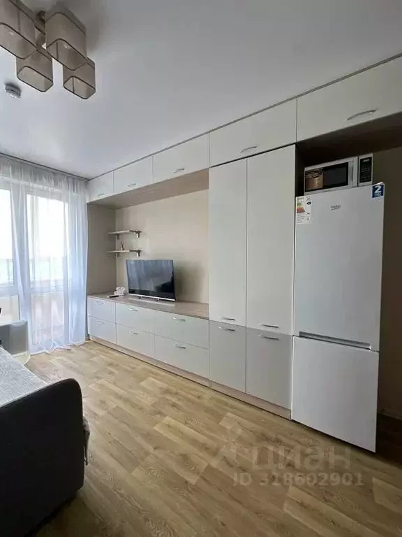 Студия Приморский край, Владивосток ул. Майора Филипова, 11к2 (22.0 м) - Фото 1