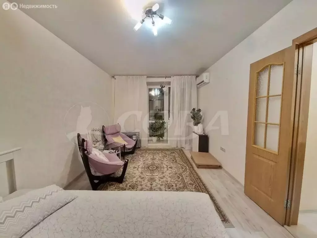 1-комнатная квартира: Тюмень, улица Восстания, 19к3 (40.5 м) - Фото 1