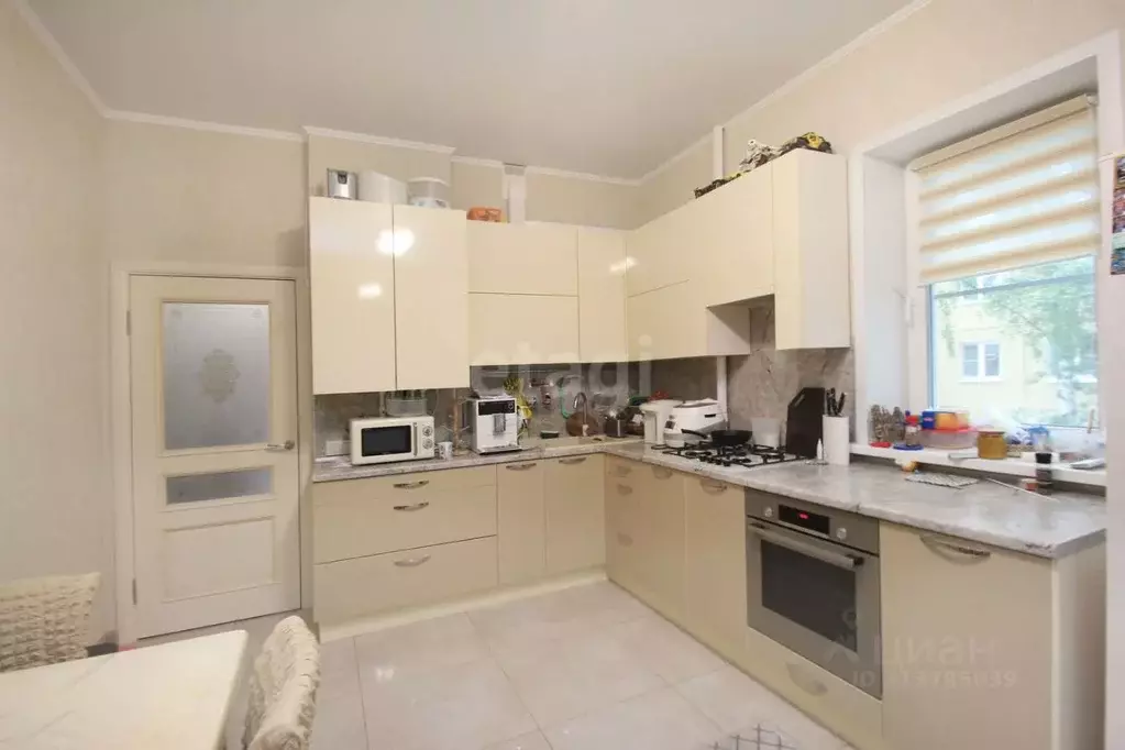 2-к кв. Калужская область, Калуга Высокая ул., 2А (79.0 м) - Фото 1