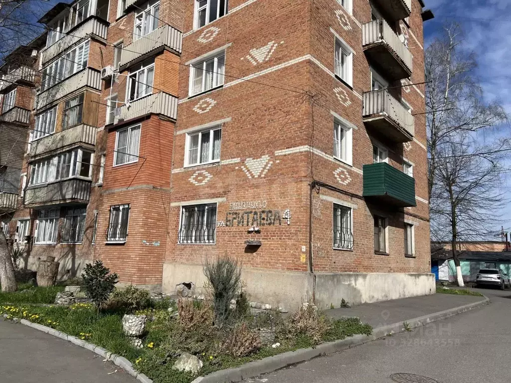 3-к кв. Северная Осетия, Владикавказ ул. Бритаева, 4 (85.0 м) - Фото 2