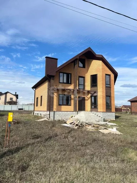 Дом в Белгородская область, Белгород пер. 1-й Хотмыжский, 6 (238 м) - Фото 1