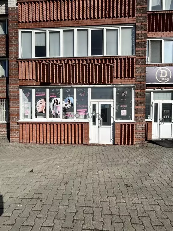 Помещение свободного назначения в Алтайский край, Барнаул Лазурная ... - Фото 1