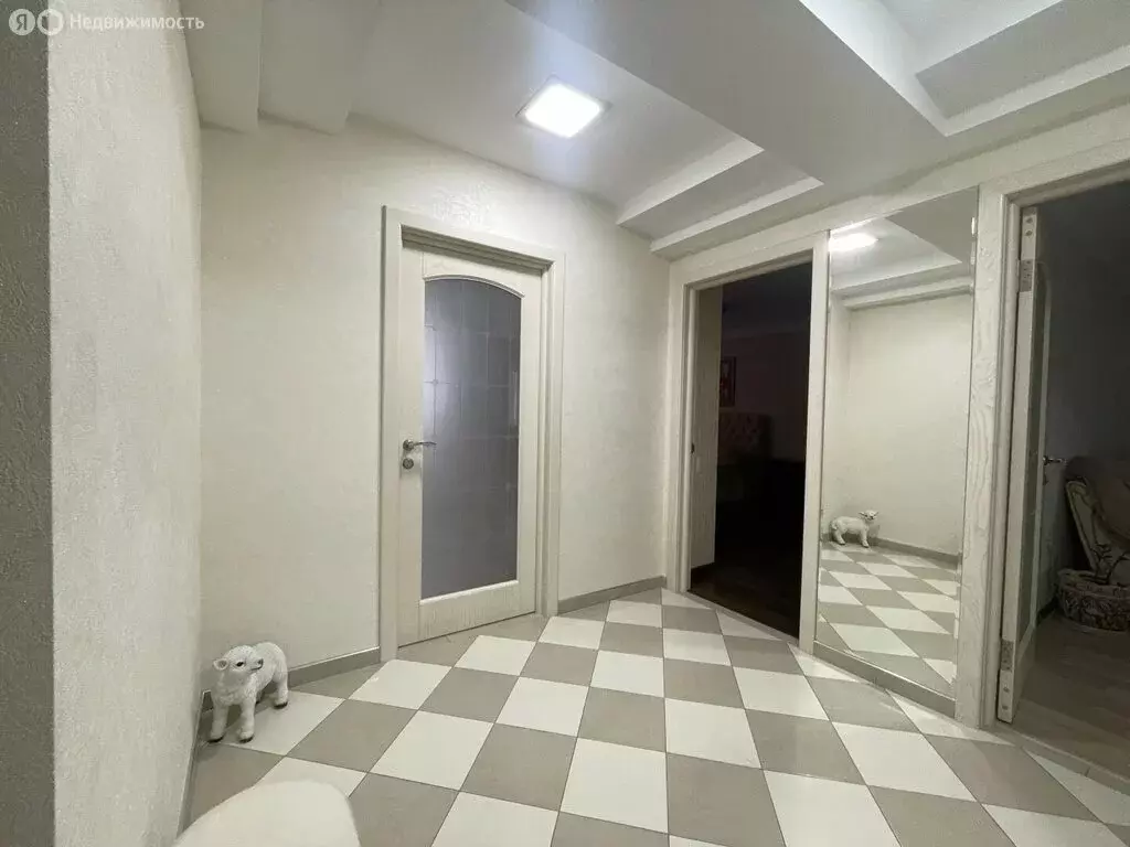 3-комнатная квартира: Нальчик, улица Тарчокова, 25Ак2 (80 м) - Фото 1