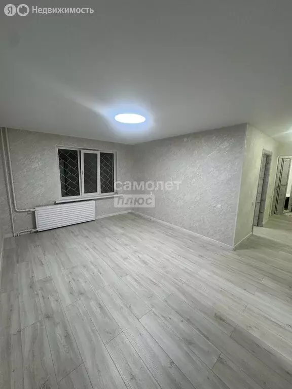 3-комнатная квартира: Ижевск, Удмуртская улица, 267/1 (65 м) - Фото 0