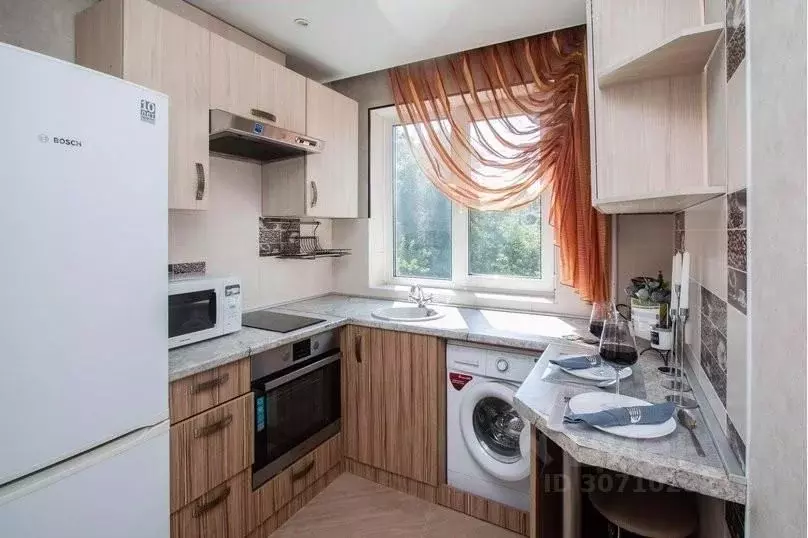 1-к кв. Кемеровская область, Новокузнецк ул. Кирова, 76 (33.0 м) - Фото 1