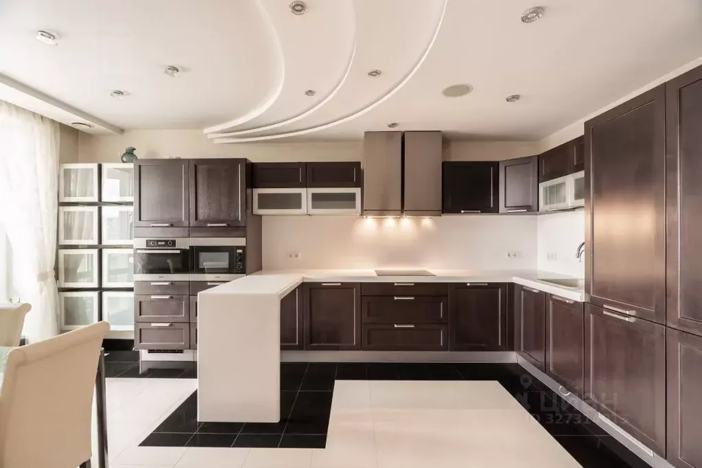 5-к кв. Санкт-Петербург ул. Савушкина, 143к1 (209.7 м) - Фото 1