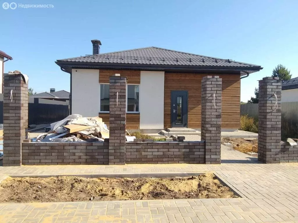 Дом в посёлок городского типа Яблоновский, Дачная улица, 17 (107 м) - Фото 1