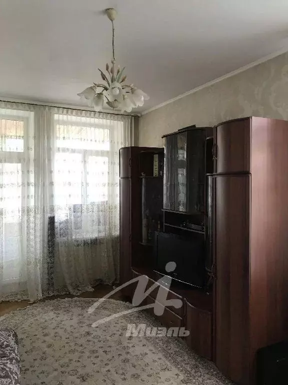 Продается 4-комнатная квартира - Фото 1