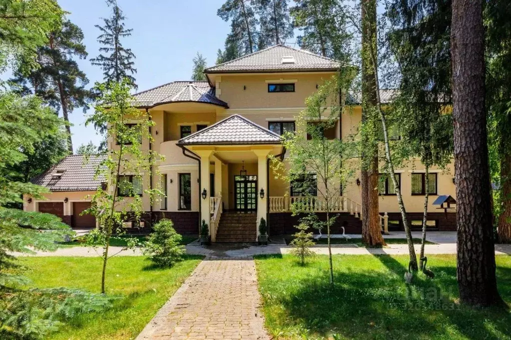 Дом в Московская область, Одинцовский городской округ, д. Дунино  (850 ... - Фото 1