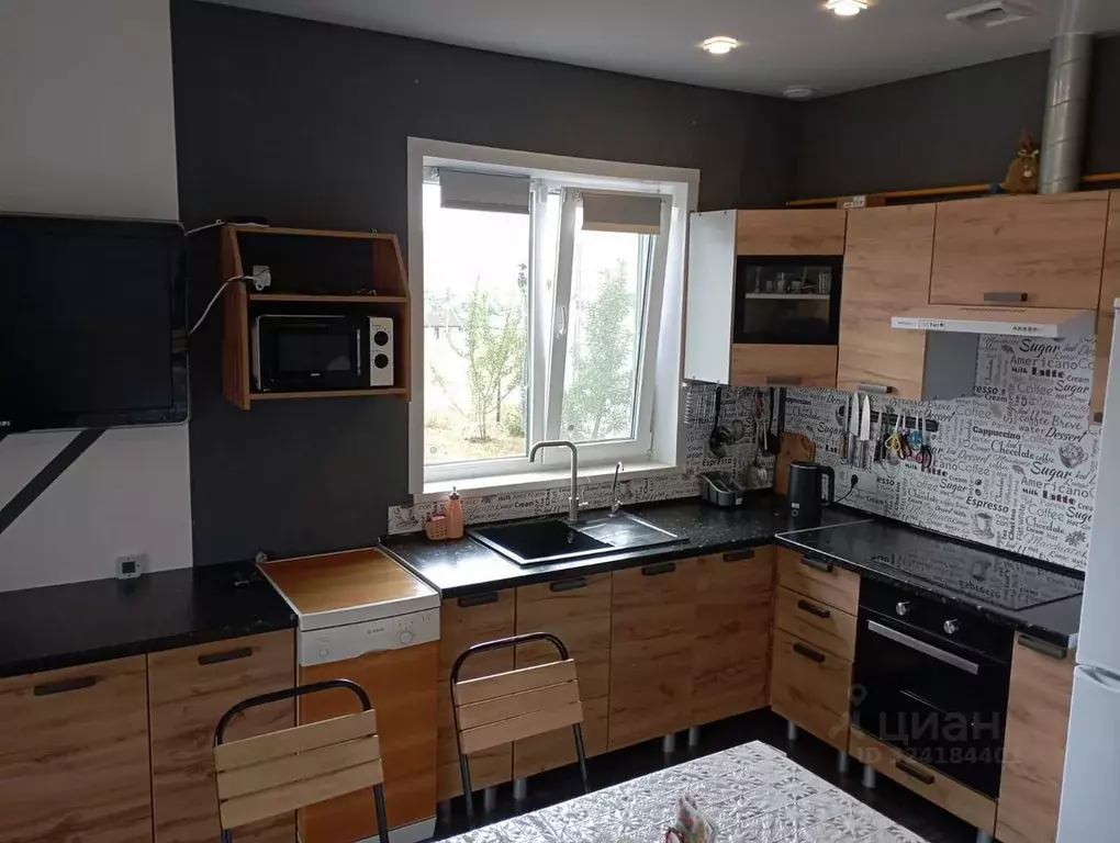 Дом в Крым, Симферопольский район, с. Доброе ул. Чохрахлы, 53 (56 м) - Фото 2