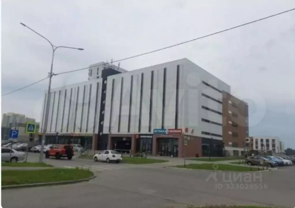 Гараж в Алтайский край, Барнаул ул. Имени В.Т. Христенко, 24 (19 м) - Фото 1
