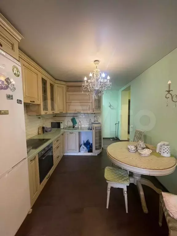 1-к. квартира, 47 м, 1/4 эт. - Фото 1