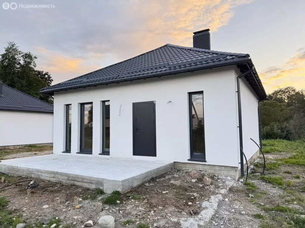 Дом в Калининградская область, Гурьевский муниципальный округ, посёлок ... - Фото 1