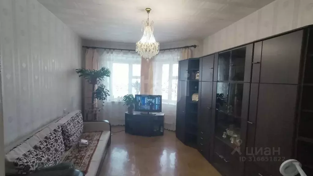 2-к кв. Ямало-Ненецкий АО, Новый Уренгой Юбилейный мкр, 3/5 (54.6 м) - Фото 0