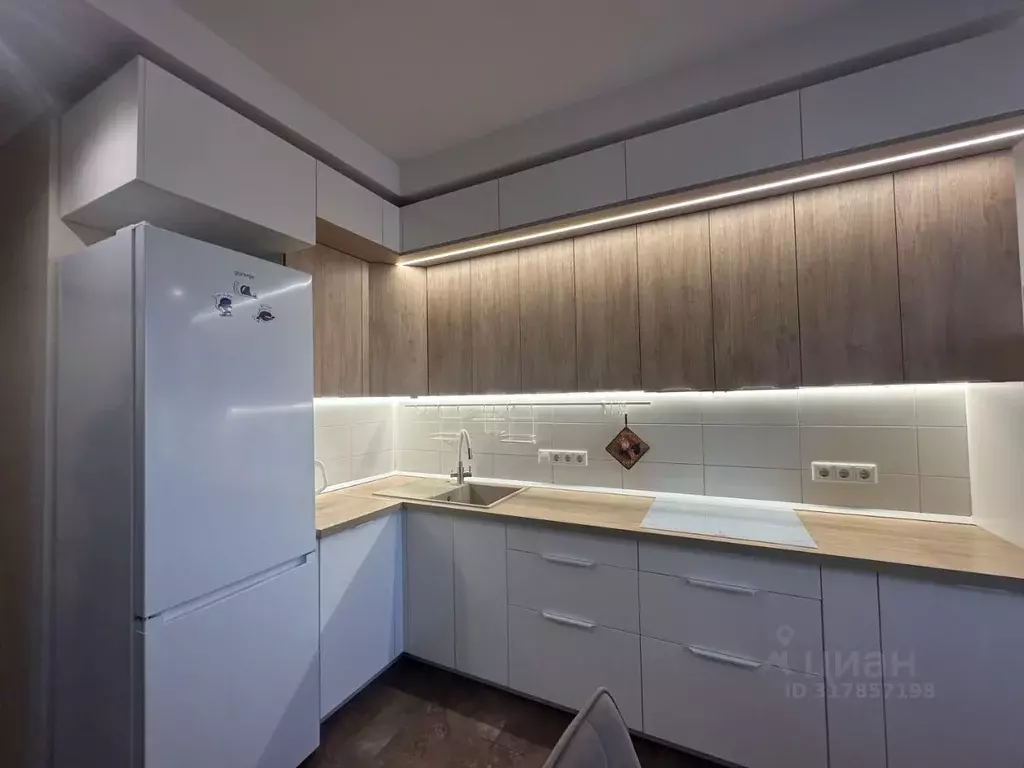 3-к кв. Санкт-Петербург Парашютная ул., 54 (85.4 м) - Фото 0
