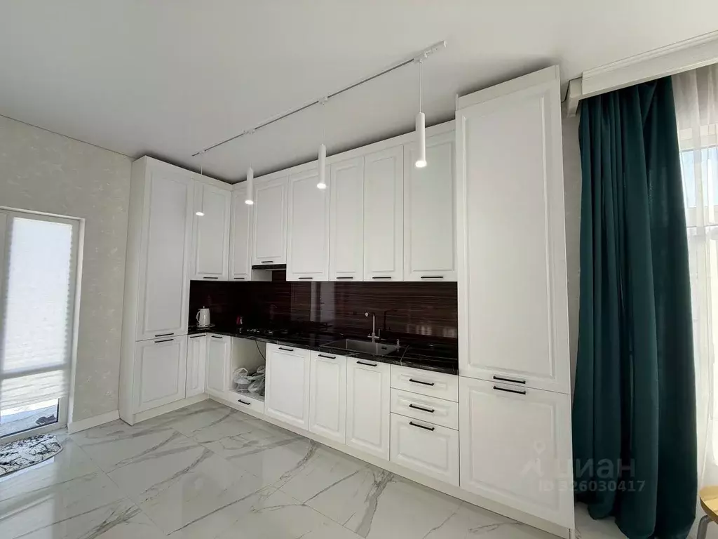 Дом в Астраханская область, Астрахань Мелитопольская ул. (102 м) - Фото 1