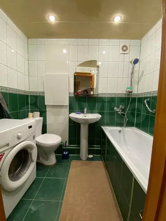 3-к. квартира, 57 м, 4/5 эт. - Фото 0