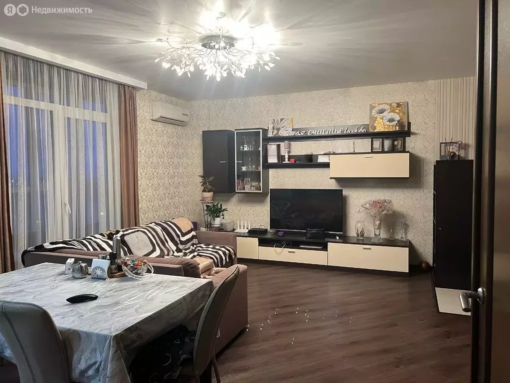 3-комнатная квартира: Волгоград, улица 51-й Гвардейской Дивизии, 28Б ... - Фото 2